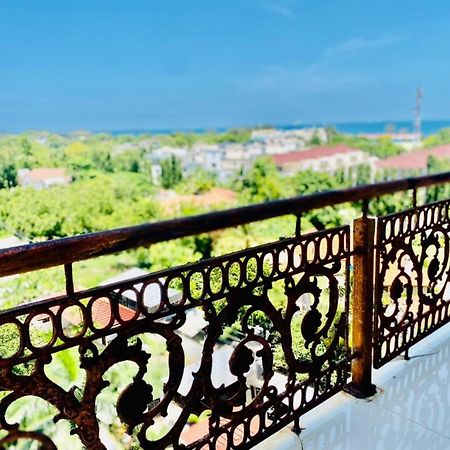 Masaki 2-Bedroom Apartment - Near The Ocean Дар ес Саалам Екстериор снимка