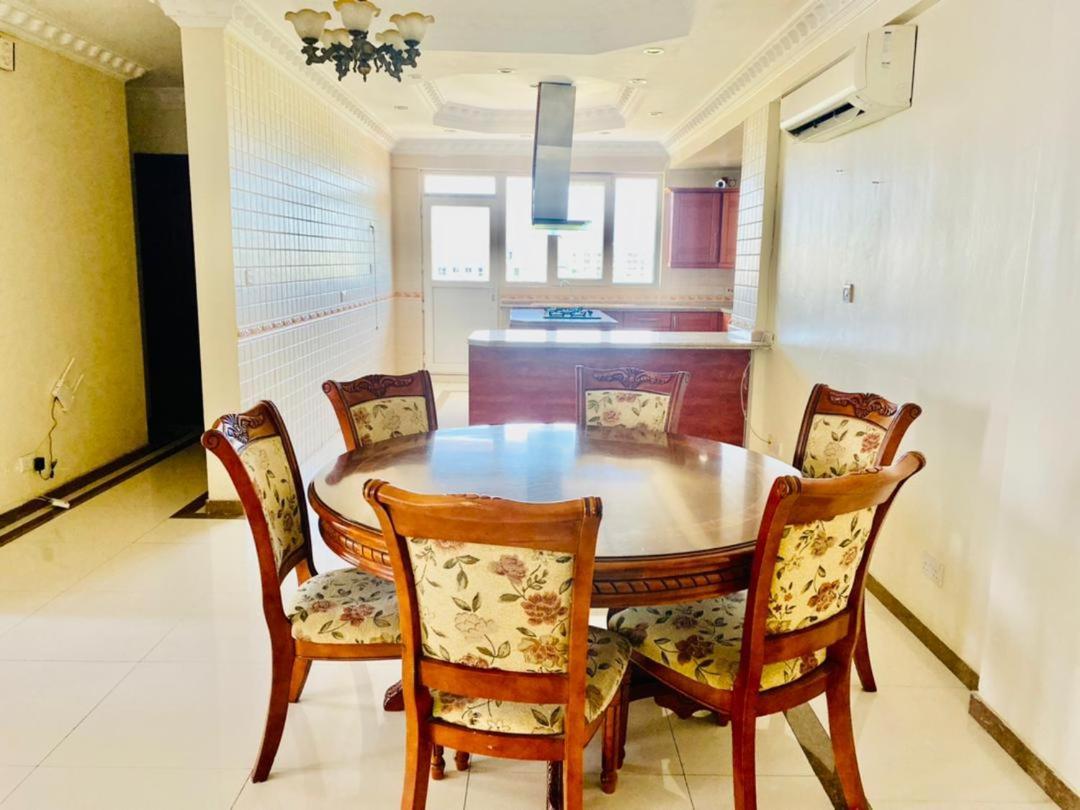 Masaki 2-Bedroom Apartment - Near The Ocean Дар ес Саалам Екстериор снимка